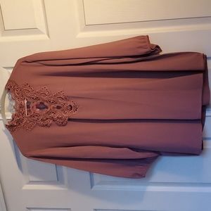 #31 - Gently Used ¾" Sleeve Blouse